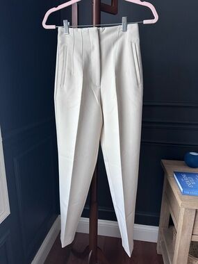 ZARA Woman’s Tailored High Waisted Cream Dress Pants Ankle length XS